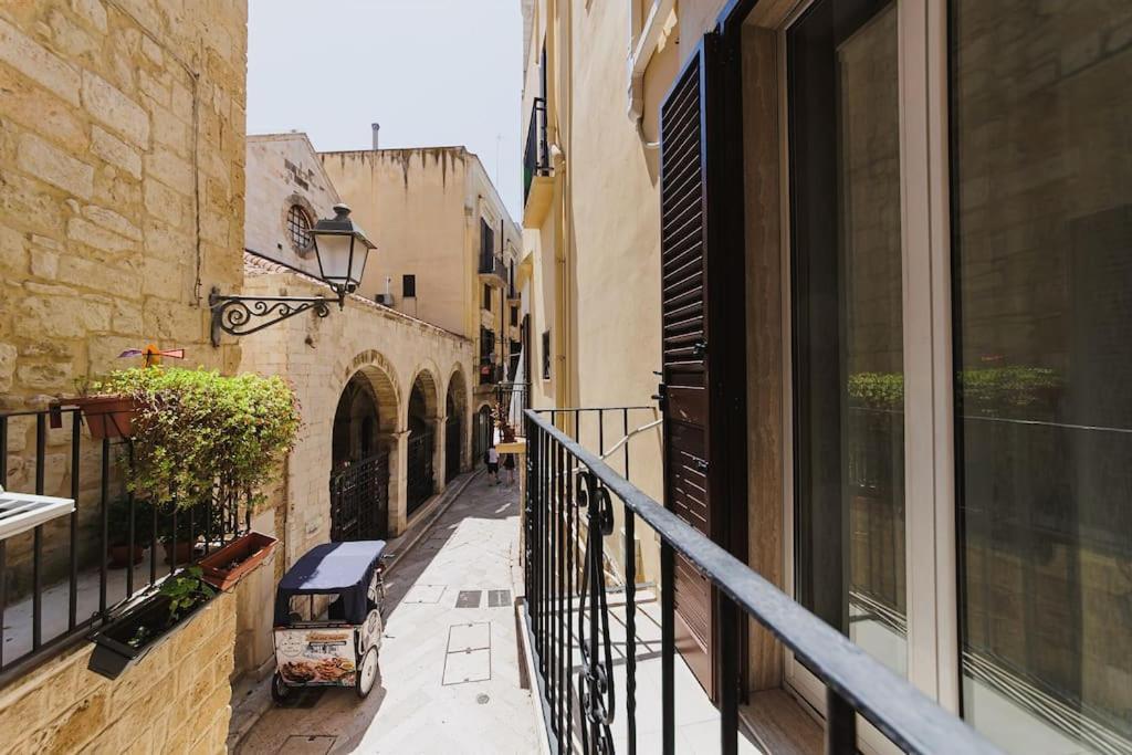 Vallisa 72 - Centro Storico バーリ エクステリア 写真