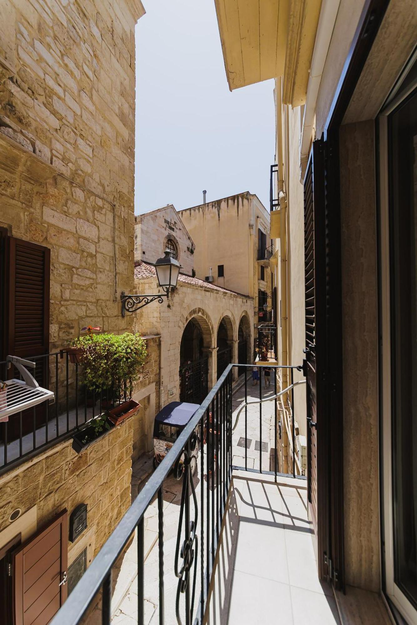 Vallisa 72 - Centro Storico バーリ エクステリア 写真
